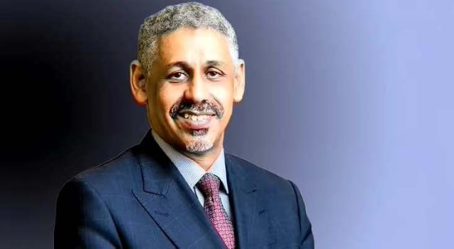 DÉCOUVRONS LE NOUVEAU PRÉSIDENT DE LA BAD